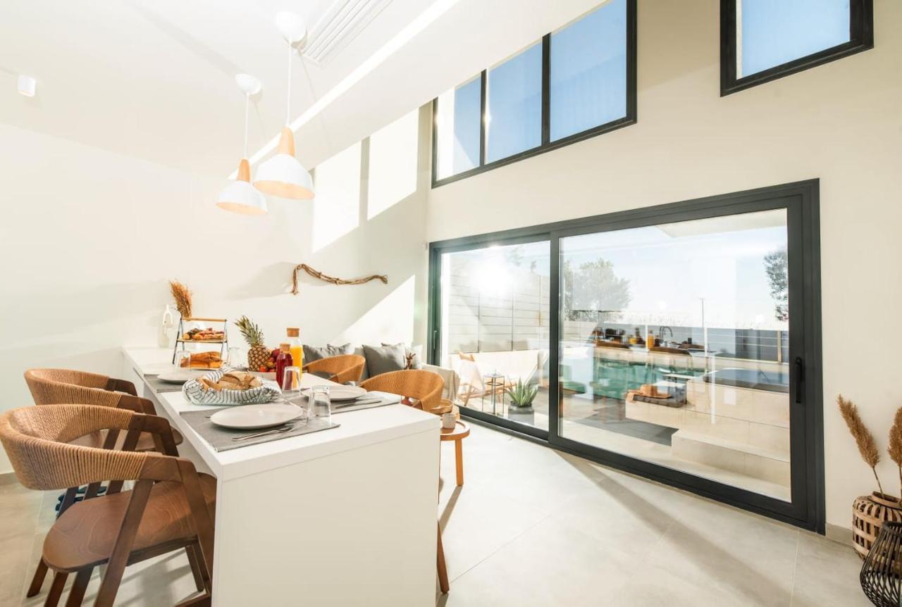 Serene Villas Halkidiki - Cfront Private Pool Неа-Ираклия Экстерьер фото